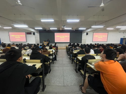 藝術(shù)與工業(yè)的融合 紀(jì)長(zhǎng)力上海蔓藤設(shè)計(jì)走進(jìn)藝術(shù)與設(shè)計(jì)學(xué)院開展交流分享活動(dòng)